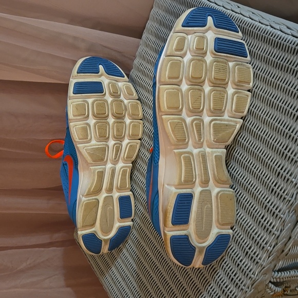 Nike flex experience rn 2, size us women's 9 - Picture 5 of 6